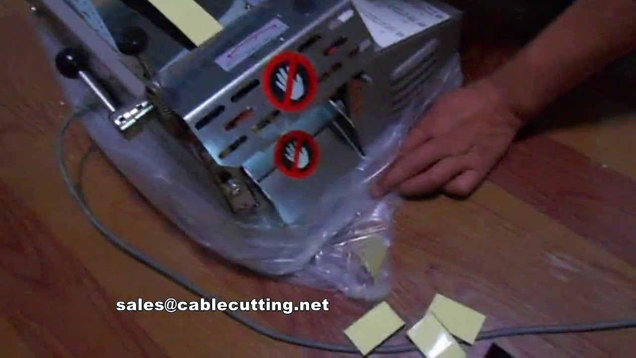 เครื่องตัดเวลโครอัตโนมัติ | เครื่องตัดเวลโครแบบมีกาวประสิทธิภาพสูง