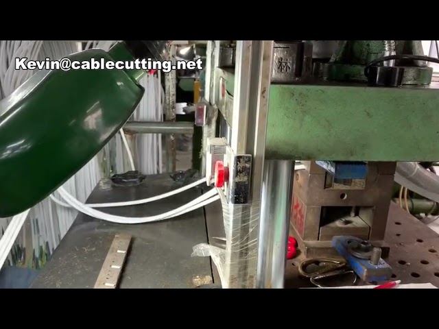 เครื่องฉีดพลาสติกและเครื่องทำปลั๊กอัตโนมัติ รุ่น P-I-M-5 | ประสิทธิภาพสูงเพื่ออุตสาหกรรม